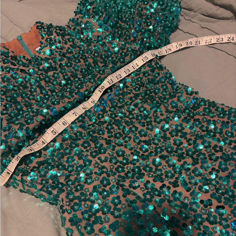 NWB Queen Of Sparkles Green/Teal Poof Sleeve Dress XS perfect for St Patrick’s! - Picture 16 of 16